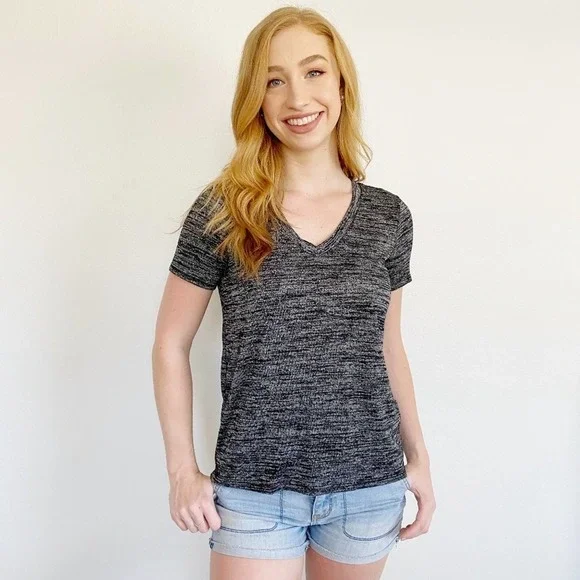 Forever 21 Grey Henley Tee Small - Picture 5 of 5